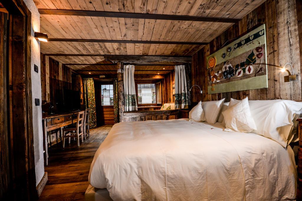 Hotel Du Grand Paradis - 1899 Auberge Boutique Cogne Exteriör bild