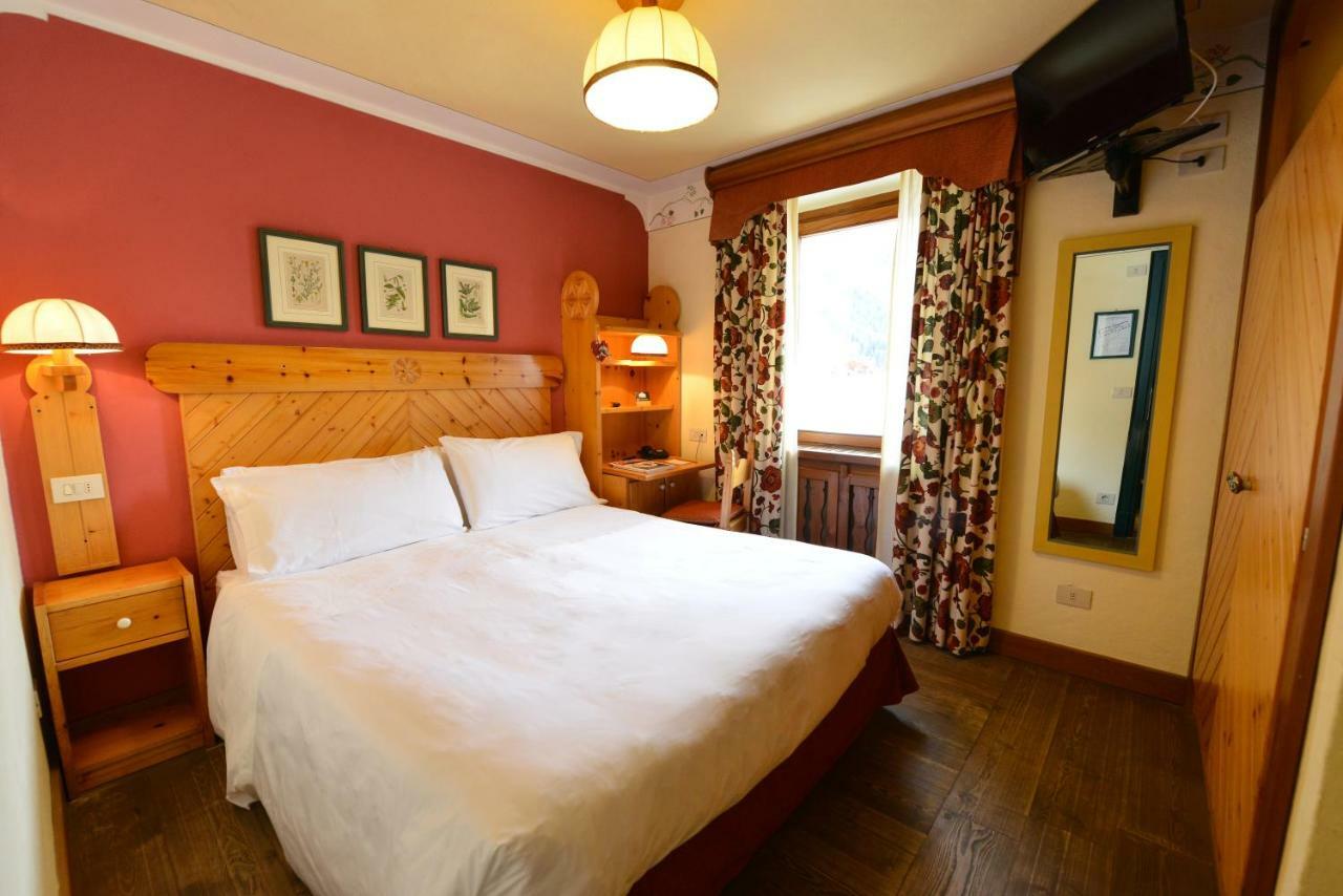 Hotel Du Grand Paradis - 1899 Auberge Boutique Cogne Exteriör bild